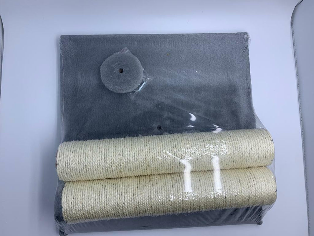 Cat Scratching Post Natural Sisal Pole and Carpet Covered 31 Inch Tall