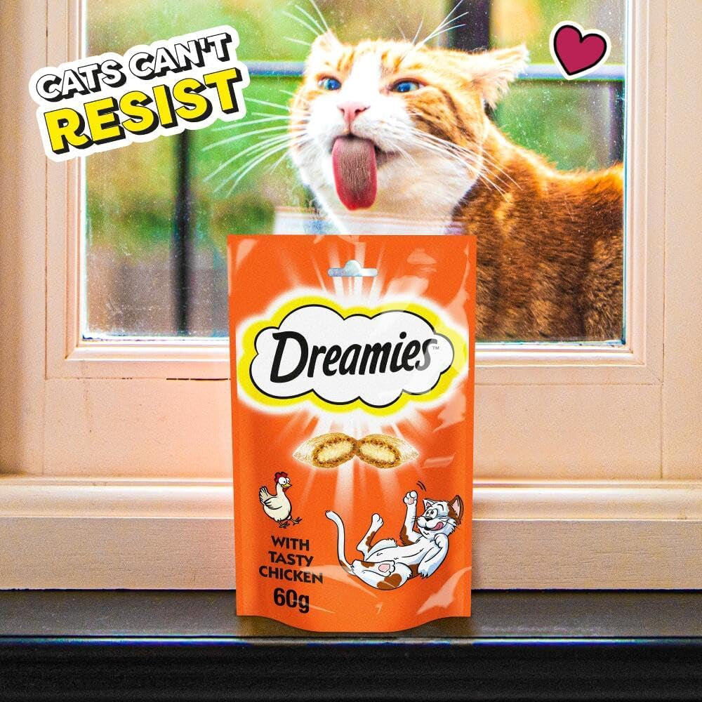 Dreamies Cat Treats, Tasty Snacks with Tempting Chicken, 8 Pouches of 60 G